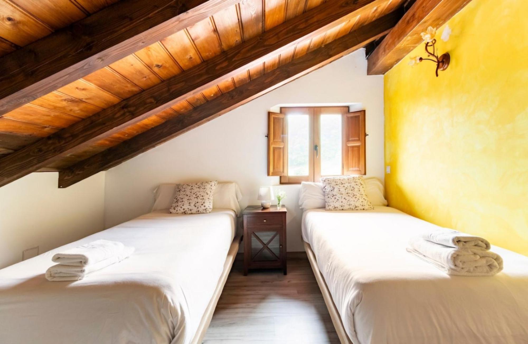 Casa De Pueblo Las Golondrinas De Luena San Miguel de Luena Extérieur photo